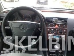 Mercedes-Benz C250 98m 2.5 TD