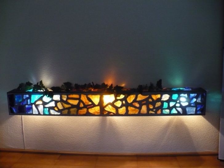 Parduodamas autentiškas vitražinis šviestuvas ir vitražinė sienelė