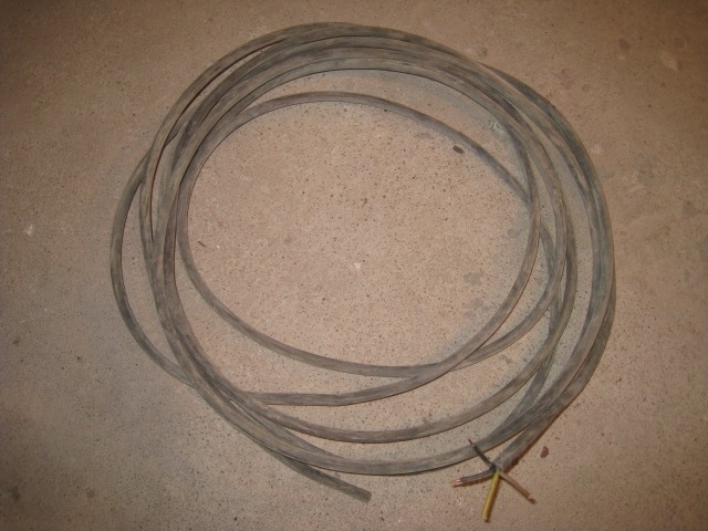 El. kabelis PVC 4 x allium.,   AYKY4x25 ir PVC vario 4x3,5  