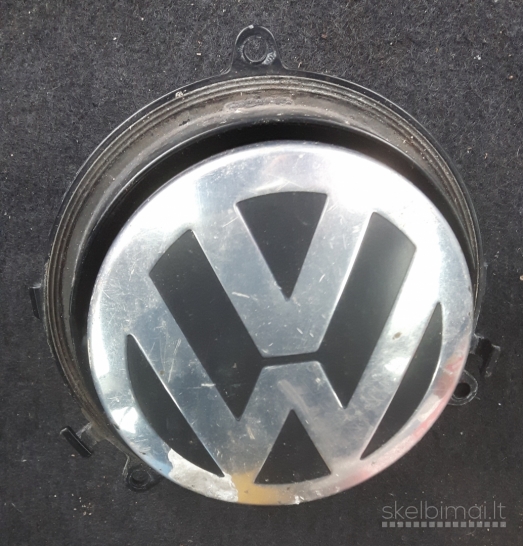 Volkswagen bagažinės atydarymo mechanizmas
