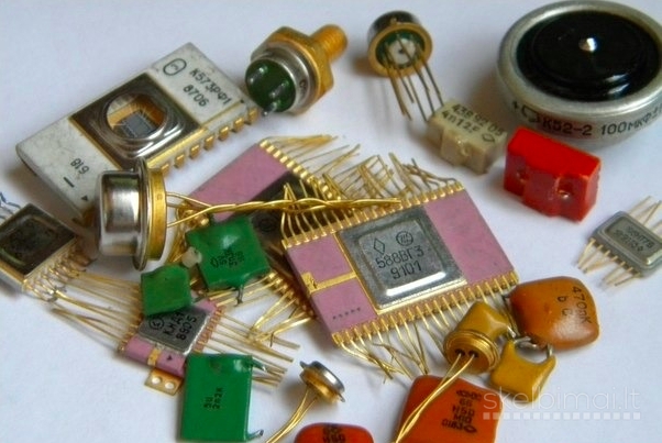 Brangiai Perku: matavimo prietaisus, radijo detales, plokstes, elektronika.