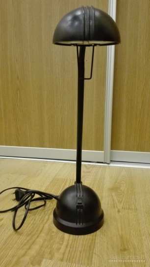 Geras, naudotas, juodas stalinis šviestuvas (2-jų stiprumų)