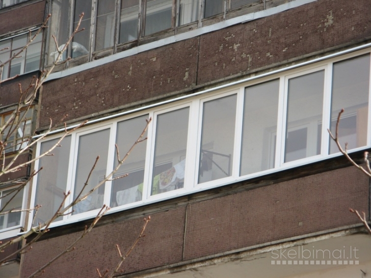 BALKONŲ, PAVĖSINIŲ, MANSARDŲ, LODŽIJŲ, TERASŲ STIKLINIMAS ALIUMINIO PROFILIAIS