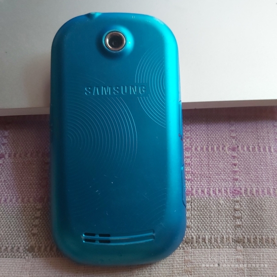 SAMSUNG GT-M5650