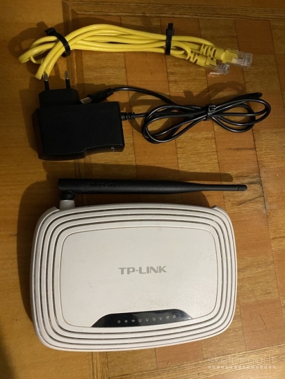  D-Link DIR-300 ir UK DPR-1020 USB, TP-LINK, GEMBIRD ir kiti.