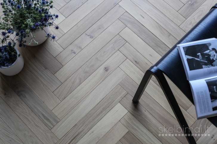 Herringbone ąžuolo parketlentės