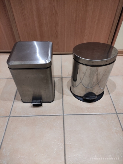 Naudotos dvi sidabrinės šiukšliadėžės (~7 litrus)