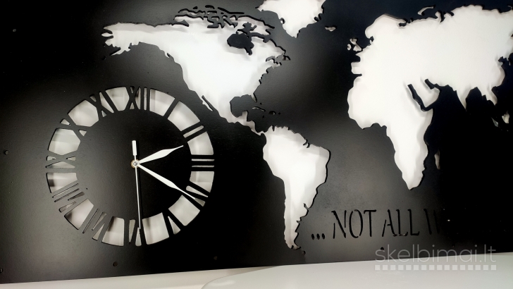 Laikrodis-paveikslas Pasaulio žemėlapis