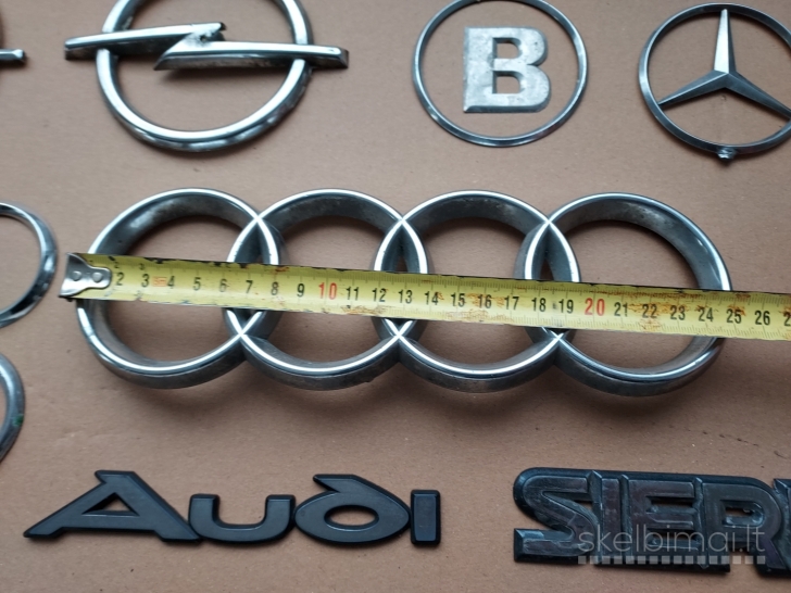 Automobilių ženklai emblemos logotipai užrašai - Opel Ford  Audi Sierra Scorpio