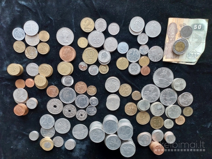 Įvairios monetos