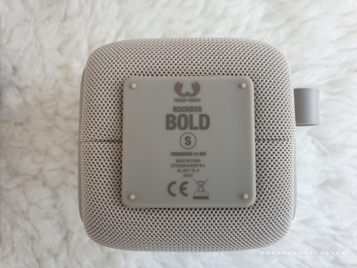 Visiškai nauja "Fresh ‘n Rebel Rockbox Bold S" nešiojama bluetooth kolonėlė