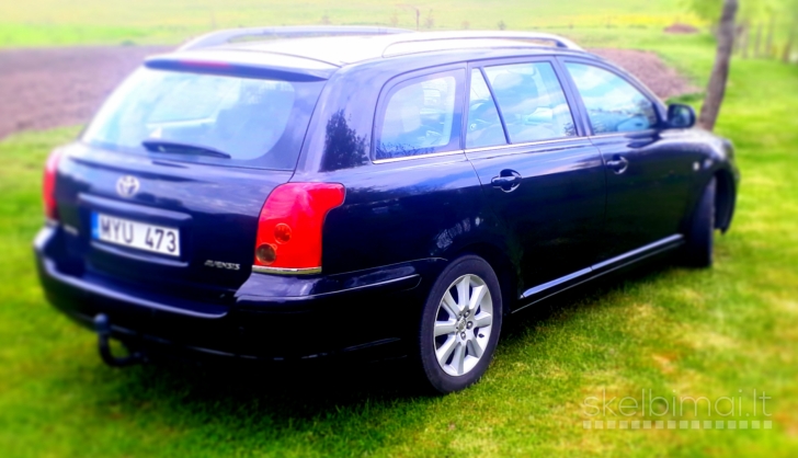 TOYOTA AVENSIS