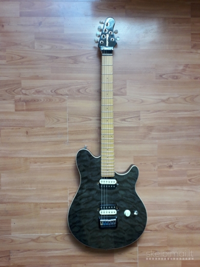 GITARA SUPREME (E . VAN HALEN MODEL) 