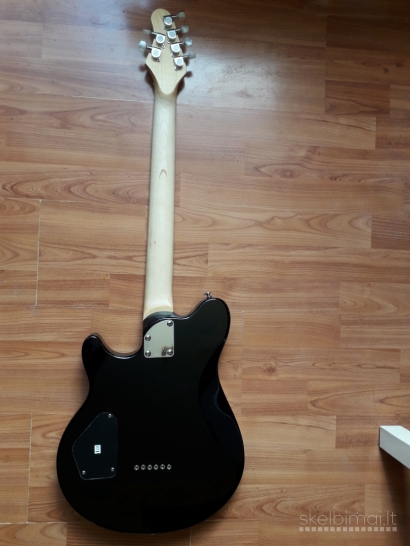 GITARA SUPREME (E . VAN HALEN MODEL) 