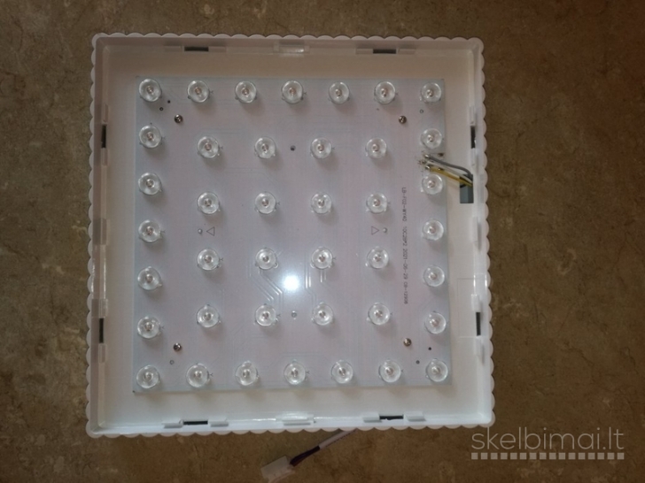 Naujas 24W LED Šviestuvas valdomas su pulteliu 3 rėžimai 40LED