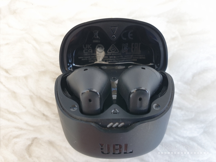 JBL Vibe Buds ir Tune ausinukai (earbuds)