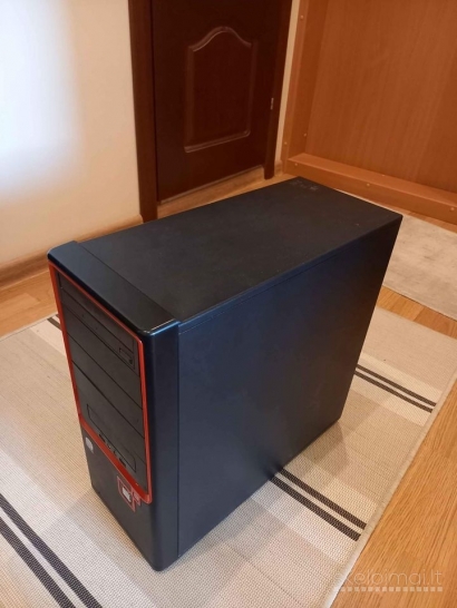 Kompiuteris: DVD, Intel Core Duo E8200, 4 GB RAM, 120 GB HDD, WINDOWS 10 LEGALŪS