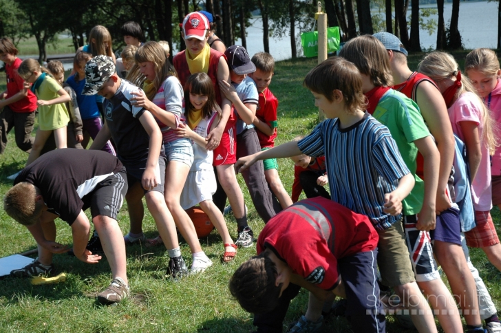 2024 VAIKŲ IR JAUNIMO VASAROS STOVYKLA Vilniaus r. prie ežerų!