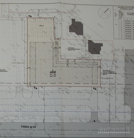 Parduodamas strateginėje vietoje esantis 40 arų sklypas