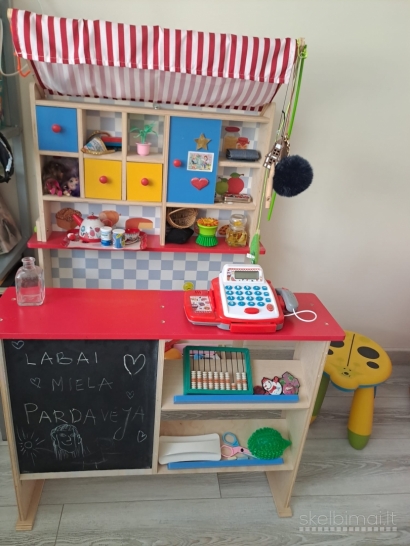 Parduodu vaikišką žaidimą-virtuvėlę. 25 eur.