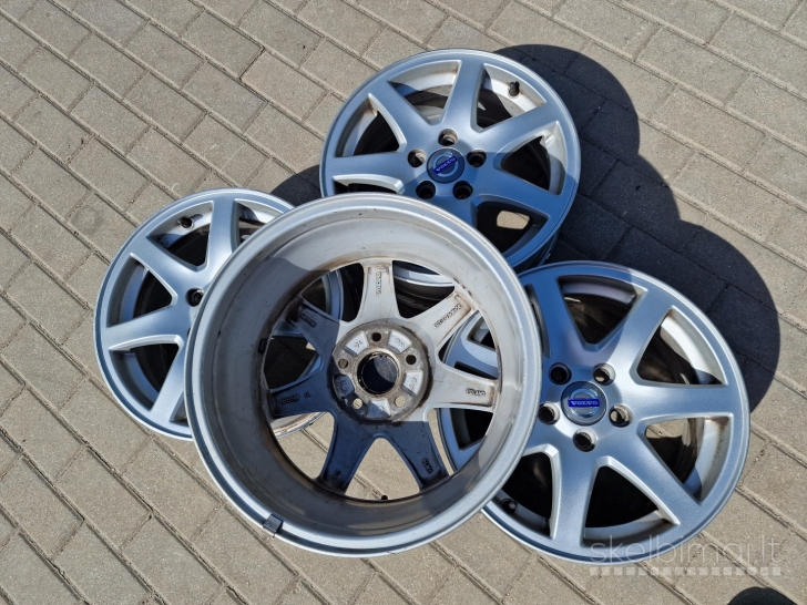 r16 Originalus Volvo lieti ratlankiai 5x108 skyliu