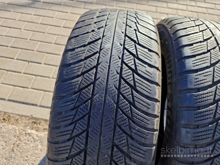 2vnt r17 205/60 93H Bridgestone BLIZZAK LM001