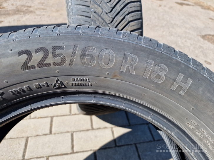 2vnt r18 225/60 100H Continental AllSeasonContact 