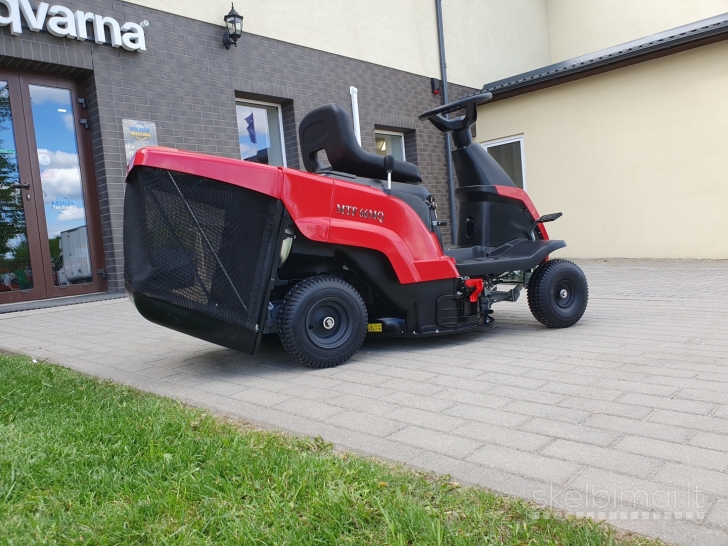 Sodo traktoriukas Mountfield Mtf 66 Mq