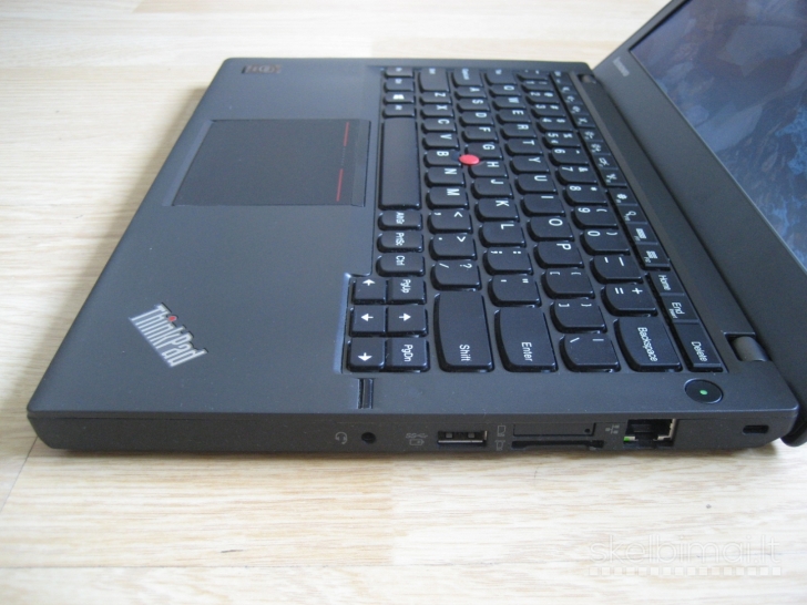 Mažas greitas LENOVO X240 su i5/ SSD/ 2 baterijos