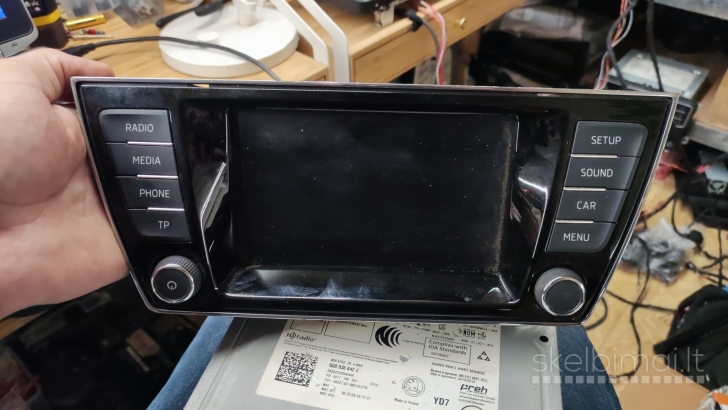 SKODA Fabia RADIO CD PLAYER MULTIMEDIA SYSTEM HEAD UNIT + DISPLAY 5Q0035842C