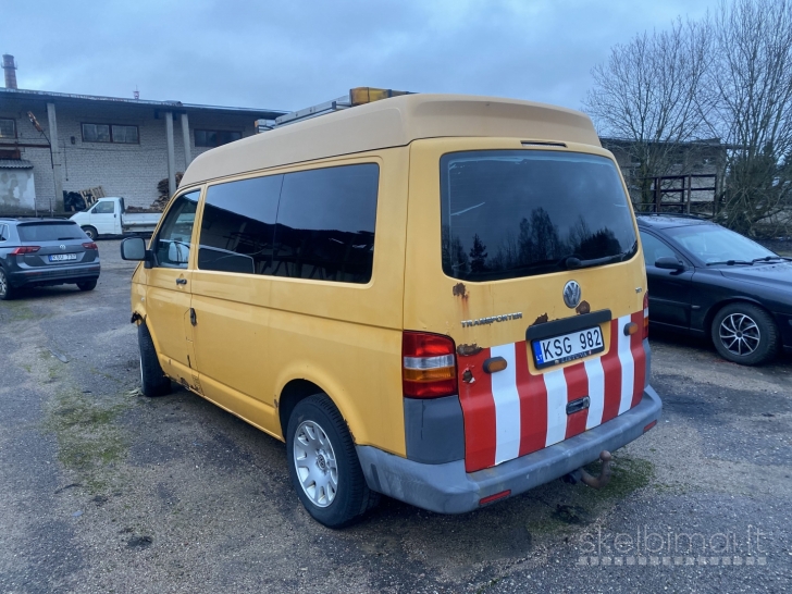 VOLKSWAGEN TRANSPORTER KOMBI 2.5 TDI AUT