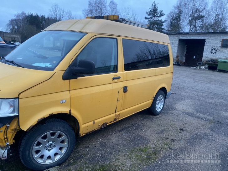 VOLKSWAGEN TRANSPORTER KOMBI 2.5 TDI AUT