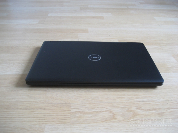 Dell 5590 Fullhd/ švieč. klav./ 8gb/ 240GB/ 2 val.