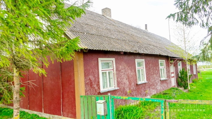 20 km nuo Panevėžio 700 m. nuo upės netoli Pušaloto, sodyba Nr. 819