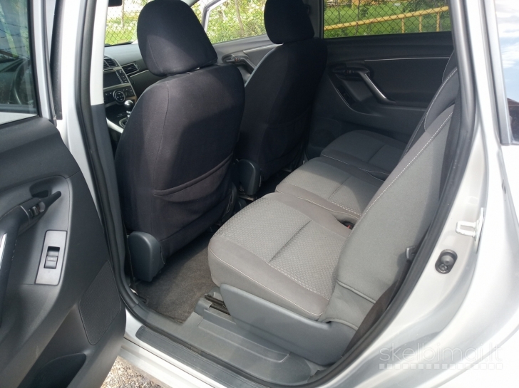 Toyota Verso 2013, dyz, 2,0 L, mech.