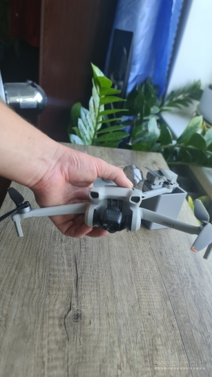 Dji mini 3 pilnas komplektas su garantija 