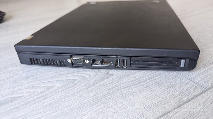 Lenovo Thinkpad T61 / T7300 / 2gb / 100gb HDD