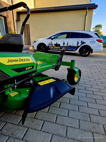 Nulinio apsisukimo traktoriukas John Deere Z315E