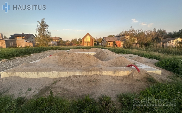 PARDUODAMAS SKLYPAS SU PAMATAIS SODŲ BENDRIJOJE "KLEVAS" VARNĖNŲ G. PANEVĖŽYJE