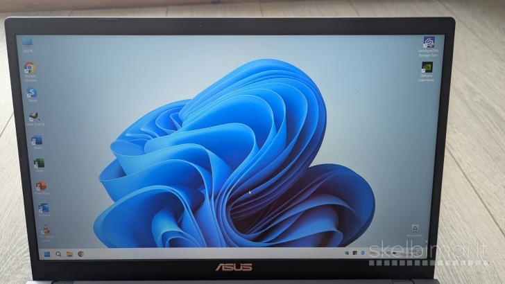 Asus Vivobook X515jf / i3 1005g1 / 512gb / G Mx130