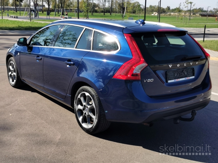 Volvo V60 2012 automatas