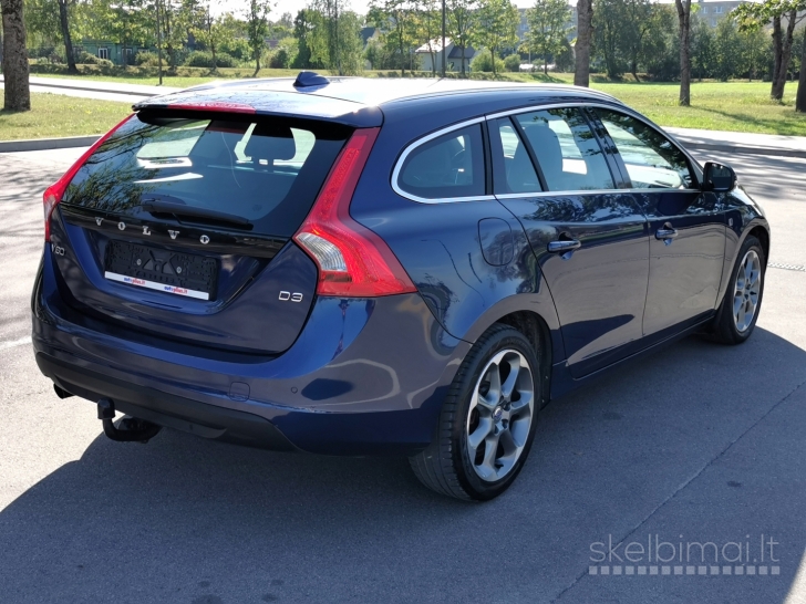 Volvo V60 2012 automatas