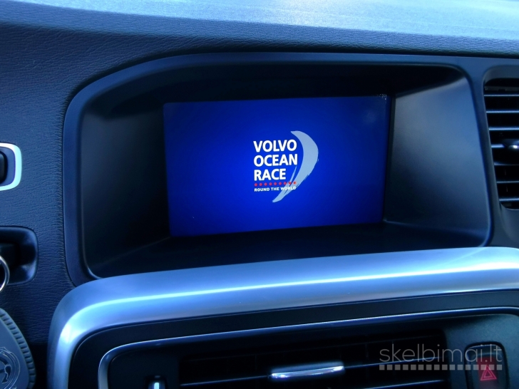 Volvo V60 2012 automatas