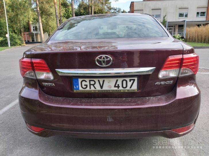 Parduodu Toyta Avensis 2013 m.