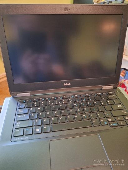 Dell Latitude E5270. i3-6100U.