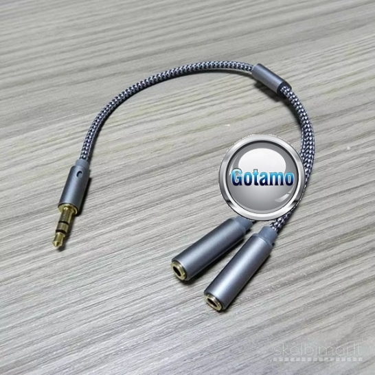 AUX 3.5mm į 2 AUX 3.5mm lizdus laidas jungtis WWW.GOTAMO.LT