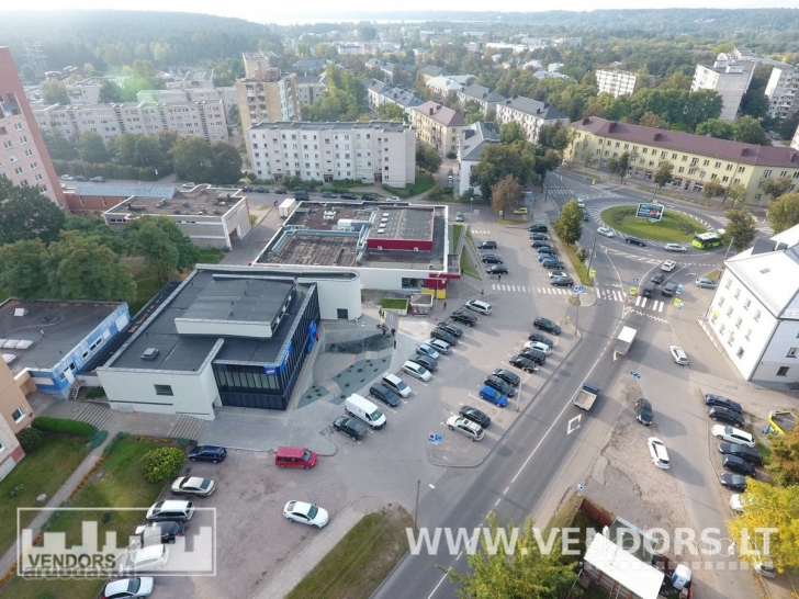 IŠNUOMOJAMOS PREKYBINĖS IR PASLAUGŲ PATALPOS PETRAŠIŪNŲ MIKRORAJONO CENTRE