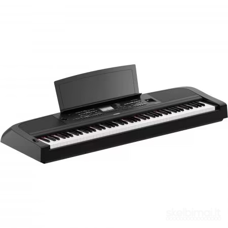 Yamaha DGX-670B Complete Digital Piano Bundle (Black)