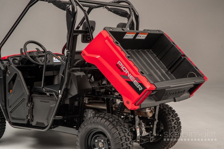 Honda Pioneer 520