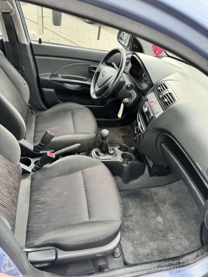 Nuomojamas KIA Picanto automobilis (200 eur/mėn.)